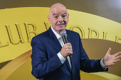 Infantino dice no estar preocupado por bajada de precios de entradas al Mundial de Clubes