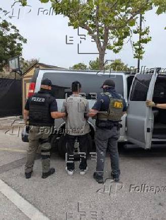 Redadas migratorias llegan al campo californiano con agentes correteando a trabajadores