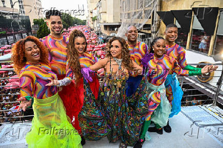 Daniela Mercury no Bloco Pipoca da Rainha, na rua da Consolação