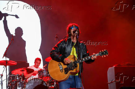 Richard aschroft se apresenta no blues and rock