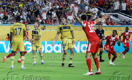 FIFA Club World Cup - Group C - Bayern Munich v Boca Juniors