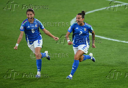 UEFA Women's Euro 2025 - Group B - Italy v Spain