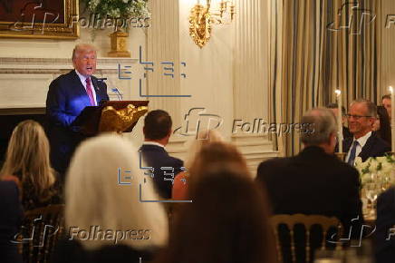 Dinner with Republican senators at the White House