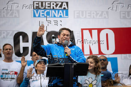 Chavismo y oposición hacen un último llamado a votar en cierre de campaña para municipales