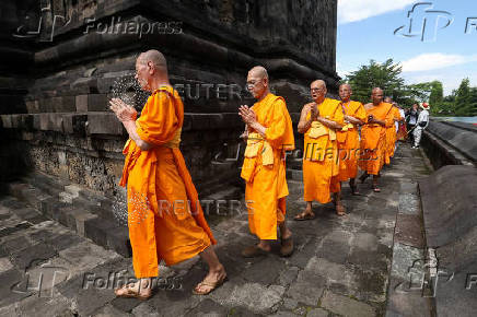 Vesak Day at the Mendut temple, Central Java