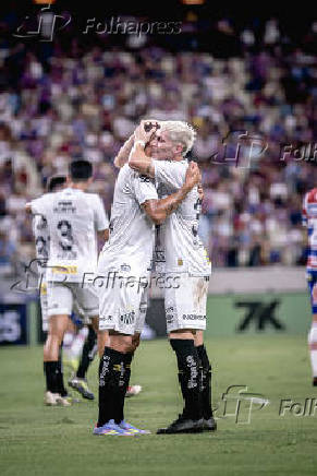Partida entre Fortaleza e Santos pelo Campeonato Brasileiro