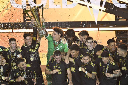 Soccer: Concacaf Gold Cup-Final-Mexico at USA
