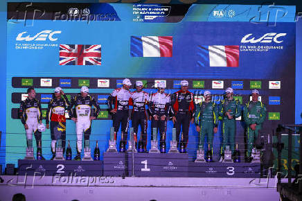 Bandeirada e pódio da categoria lmgt3 durante o fia wec no rolex 6 horas de são paulo