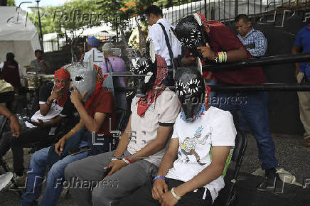 Danzantes conmemoran el Día Internacional de los Pueblos Indígenas en suroeste de México