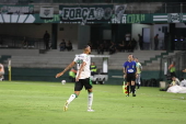 Campeonato paranaense partida entre o coritiba contra o maringá