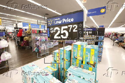 Walmart warns of price hikes amid tariffs