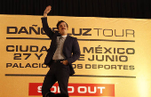 La banda mexicano Enjambre se solidariza con migrantes de EE.UU. en presentación de gira