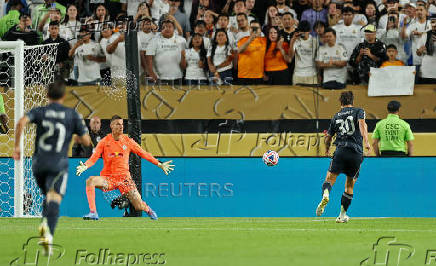 FIFA Club World Cup - Group H - RB Salzburg v Real Madrid