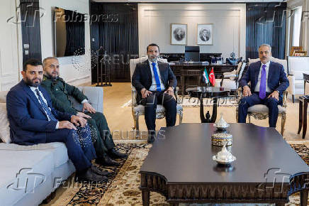 Syrian FM Asaad Hassan al-Shibani visits Turkey