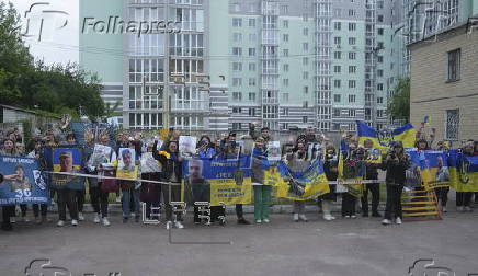 Russia and Ukraine exchange prisoners of war