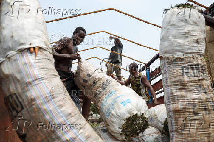 Muslims flock to livestock and food stuff markets as Nigeria prepares for Eid al-Adha