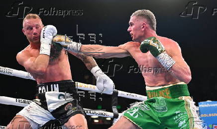 Boxing - Conor Wallace vs Dylan Colin