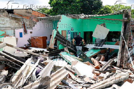 Aftermath of an earthquake in Paratebueno