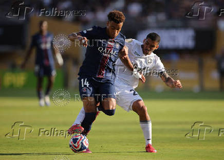 FIFA Club World Cup - Group B - Paris St Germain v Botafogo