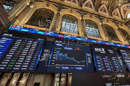 La Bolsa española suma 0,98 %, cerca de los 14.200 puntos, tras dato de empleo de EE.UU.