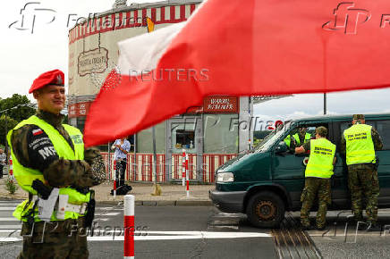 Poland to start controls on borders with Germany, Lithuania over migration near Frankfurt Oder, in Slubice