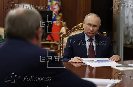 Russian President Putin meets Russian Academy of Sciences president in Moscow