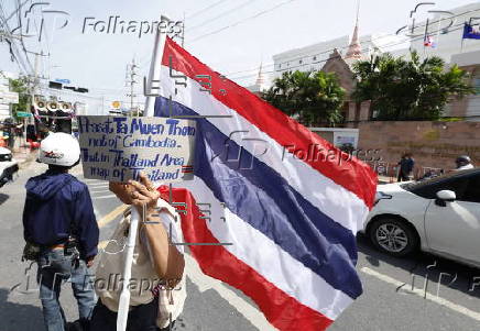 Thai nationalists protest at Cambodian embassy over Thai-Cambodian border dispute