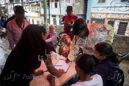 Las bases del chavismo celebran asambleas para postular candidatos a comicios municipales