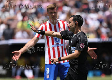 FIFA Club World Cup - Group B - Atletico Madrid v Botafogo