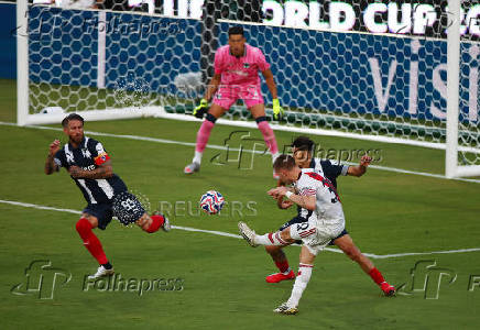 FIFA Club World Cup - Group E - River Plate v CF Monterrey