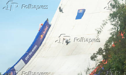 SKATE / SANDRO DIAS / MEGA RAMPA / MINEIRINHO