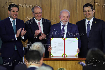 Ceremony to sign provisional measure to mitigate the economic impact due to U.S. President Trump's decision to raise import tariffs, in Brasilia