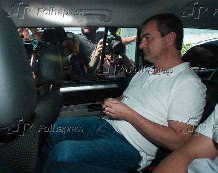 Joesley Batista deixa sede da PF