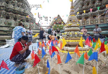 Thailand celebrates Songkran festival