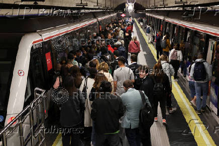 Aftermath of power outage in Madrid