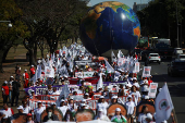 Demonstration for World Environment Day and against bills that propose changes to the environmental licensing system, in Brasilia