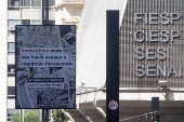 Vista de painéis na avenida paulista, parada LGBT+