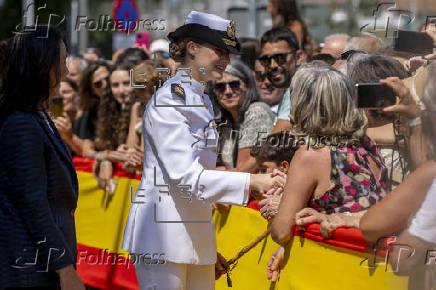 Leonor recibe el título de Hija Adoptiva de Marín (Pontevedra)
