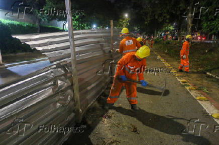 Prefeitura remove tapumes da Sena Madureira