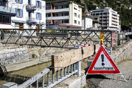 Precautionary measures in the Swiss Valais canton after glacier collapse