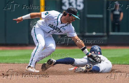 NCAA Baseball: College World Series-Arizona v Coastal Carolina