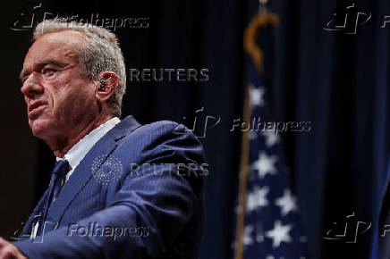 U.S. HHS Secretary Kennedy Jr. and Centers for Medicare and Medicaid Services Administrator Oz attend a press conference, in Washington