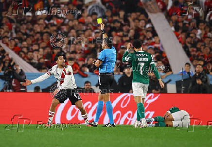 Copa Libertadores - Quarter Finals - First Leg - River Plate v Palmeiras