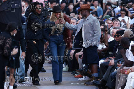 Louis Vuitton Menswear Spring/Summer 2026 collection show in Paris