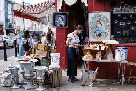 Daily life in Notting Hill, London