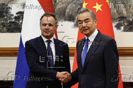 Dutch Foreign Minister Caspar Veldkamp visits China