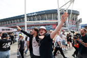 Oasis' first show in 15 years, at Cardiff Principality Stadium