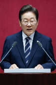 South Korean President Lee Jae Myung presents second supplementary budget proposal at National Assembly
