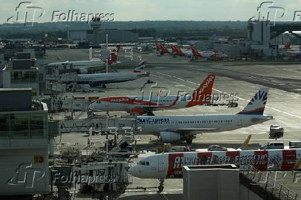 UK flights disrupted due to 'technical glitch'