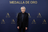 Enrique Cerezo recibe Medalla de Oro 2025